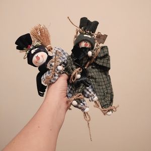 Set of Two Snowmans Ornaments - Sitters